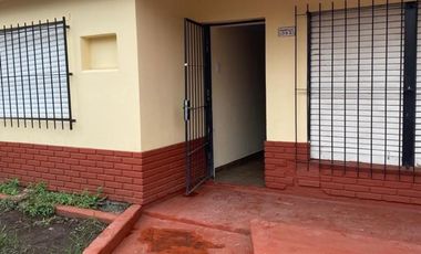 4 Departamentos de 2 ambientes en block, Rafael Castillo (indivisos)
