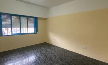 4 Departamentos de 2 ambientes en block, Rafael Castillo (indivisos)