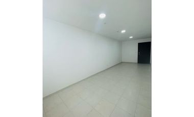 VENTA Y ALQUILER OFICINA DE 22.67 m²