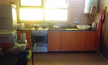 LATORRE PROP. VENDE CHALET DE 3 AMB CON GARAJE Y AMPLIO PARQUE - RETASADO...