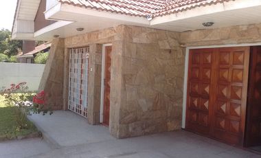 LATORRE PROP. VENDE CHALET DE 3 AMB CON GARAJE Y AMPLIO PARQUE - RETASADO...