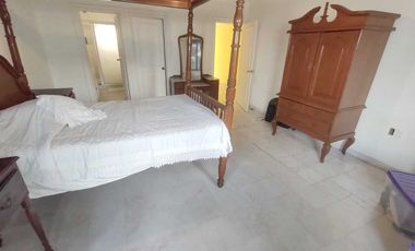 CASA EN VENTA CON ALBERCA Y AMPLIO JARDIN Y PATIO COL. FLORES MAGON VERACRUZ,VER