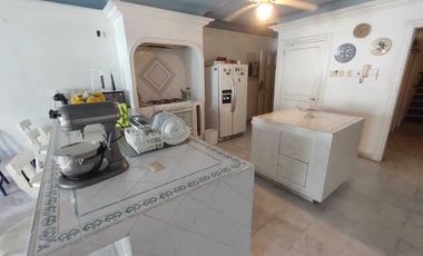 CASA EN VENTA CON ALBERCA Y AMPLIO JARDIN Y PATIO COL. FLORES MAGON VERACRUZ,VER