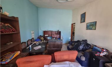 CASA CAMICHINES CON JARDIN ESQ. PRIMAVERA, LOS ARCOS JIQUILPAN MICH