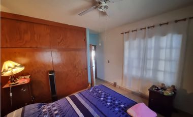 CASA CAMICHINES CON JARDIN ESQ. PRIMAVERA, LOS ARCOS JIQUILPAN MICH