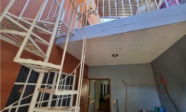 CASA CAMICHINES CON JARDIN ESQ. PRIMAVERA, LOS ARCOS JIQUILPAN MICH