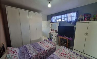 CASA CAMICHINES CON JARDIN ESQ. PRIMAVERA, LOS ARCOS JIQUILPAN MICH