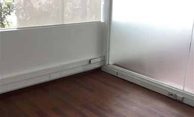 Oficina en Arriendo en Lincoyan con San Martín