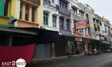 Dijual Ruko Tol Boulevard BSD City Tangerang Selatan Hadap Jalan Raya Lokasi Ramai Strategis