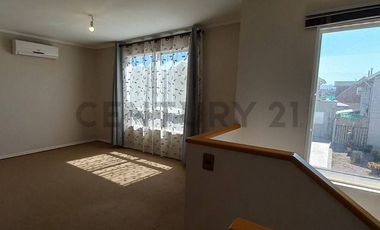 Se arrienda casa en Víctor Troncoso Cdm. cerrado