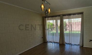 Se arrienda casa en Víctor Troncoso Cdm. cerrado