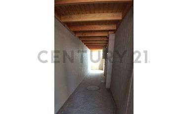 Se arrienda casa en Víctor Troncoso Cdm. cerrado