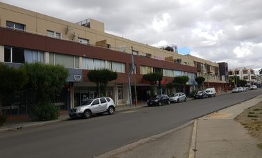 Cochera cubierta  en alquiler ubicada en Av. Rivadavia n°2020