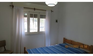 CASA CON FRENTE A 2 CALLES