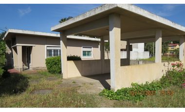 CASA CON FRENTE A 2 CALLES
