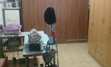 Casa de 4 ambientes, en lote propio, Excelente