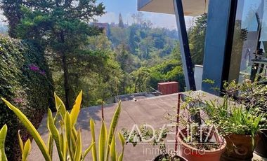 CASA EN VENTA EN LOMAS ALTAS!
