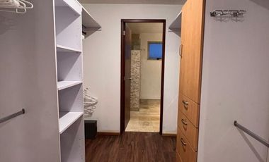 CASA EN VENTA EN LOMAS ALTAS!