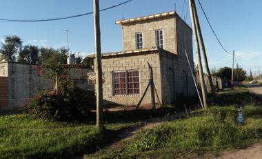 Magnífica vivienda cerca de 5 esquinas, Ingeniero Allan, Florencio Varela
