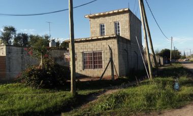 Magnífica vivienda cerca de 5 esquinas, Ingeniero Allan, Florencio Varela