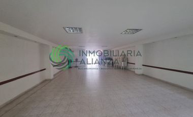 casa en arriendo en lagos del cacique. Cod A7133