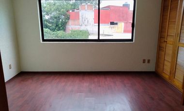 SAN JERONIMO CASA EN CONDOMINIO EN VENTA
