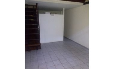 ALQUILAMOS LOCAL / OFICINA  EN GALERA LAS AMÉRICAS PLENO CENTRO CÓRDOBA