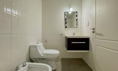 2 Ambientes Al Frente Con 2 Balcones