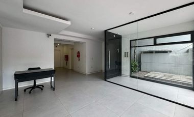 2 Ambientes Al Frente Con 2 Balcones