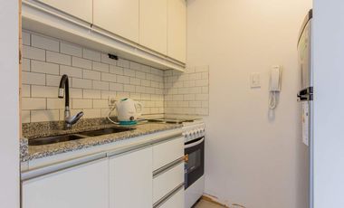 2 Ambientes Al Frente Con 2 Balcones