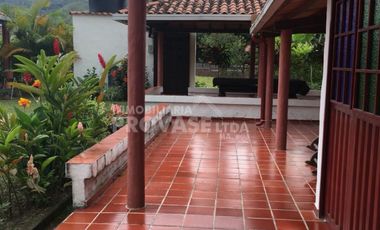casa campestre en venta en chinácota. Cod V102163