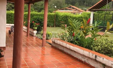 casa campestre en venta en chinácota. Cod V102163