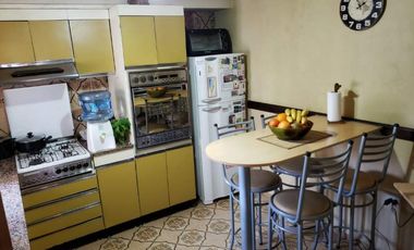 Semipiso en venta en Lanus Oeste