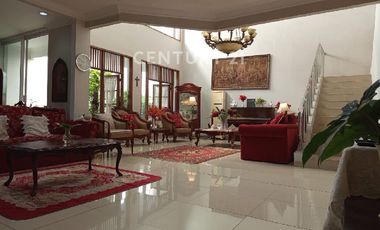 Rumah Cantik Asri Di Gading Kirana, Kelapa Gading