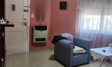 Casa PH en venta en Remedios de Escalada Oeste
