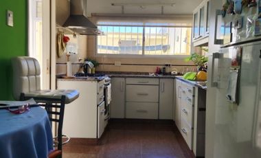 Casa PH en venta en Remedios de Escalada Oeste
