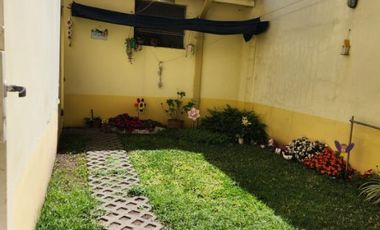 Casa PH en venta en Remedios de Escalada Oeste