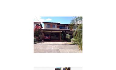 VENDO CASA LA ALAMEDA