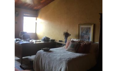 VENDO CASA LA ALAMEDA