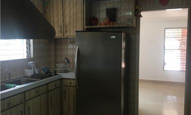 VENDO CASA LA ALAMEDA