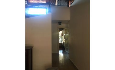 VENDO CASA LA ALAMEDA