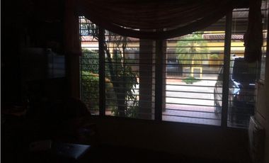 VENDO CASA LA ALAMEDA