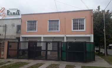 Duplex En Venta Don Cristobal 5300  Villa Tesei Hurlingham