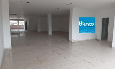 local en arriendo en el centro. Cod A106370