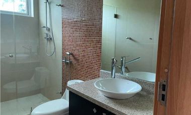 ALQUILER APARTAMENTO  NAOS CAUSEWAY AMADOR