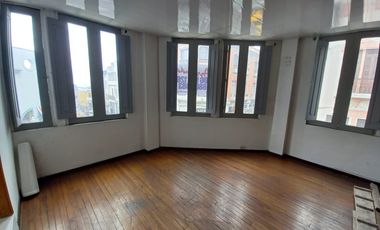 CASA COMERCIAL EN ARRIENDO CENTRO