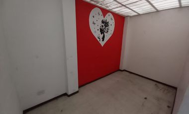 CASA COMERCIAL EN ARRIENDO CENTRO