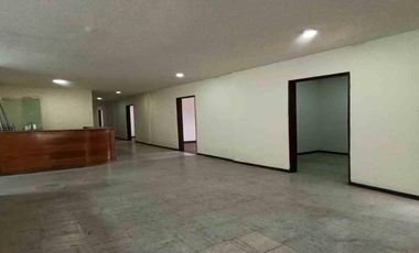 CASA COMERCIAL EN ARRIENDO EN EL CENTRO/MANIZALES