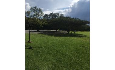 VENDO PROPIEDAD 2.200 M2 EN PUEMBO SECTOR PLAZA PUEMBO