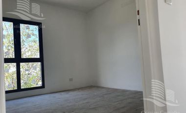Venta - Casa 4 ambientes, Jardin, Pileta - San Matias, Escobar